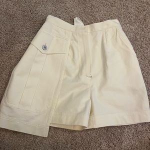 Chanel White Shorts Women size 34